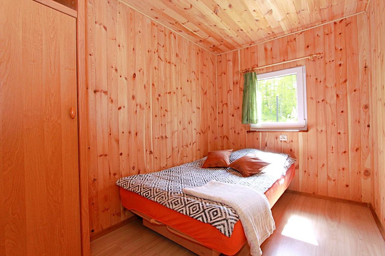 Domki Wczasowe Mazury - Ferienhaus Masuren - Do 12 Osob - Idealny Dla Grup Dluzek Екстериор снимка