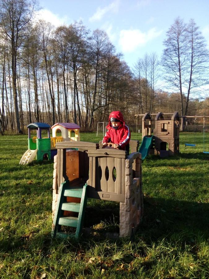 Domki Wczasowe Mazury - Ferienhaus Masuren - Do 12 Osob - Idealny Dla Grup Dluzek Екстериор снимка
